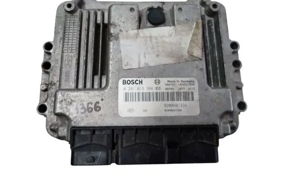 Renault Megane II Engine control unit/module 8200601334 8200631560 0281013366