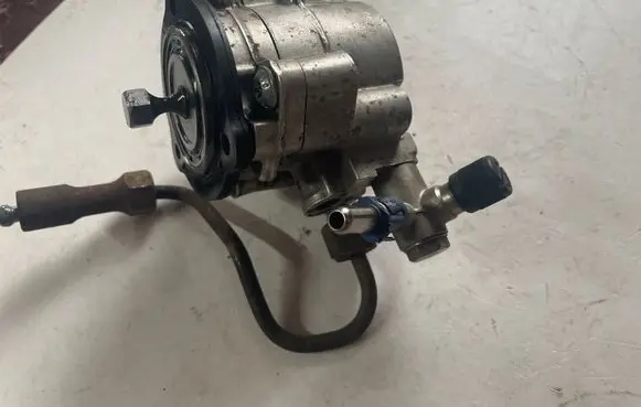 Opel Signum Fuel injection high pressure pump 24465785
