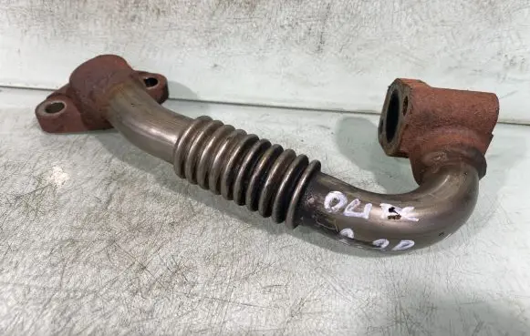 Mitsubishi Outlander EGR valve line/pipe/hose