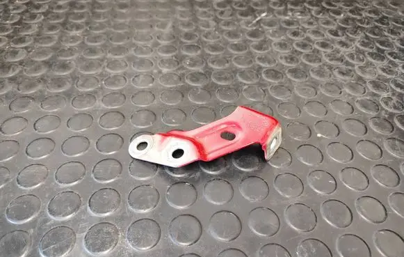 Skoda Kamiq Fender mounting bracket 654821149A