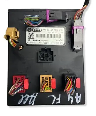 Audi A4 S4 B8 8K Comfort/convenience module 8K0907063DJ 09016001 F005V01212