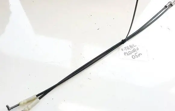 Nissan X-Trail T30 Front door cable line 