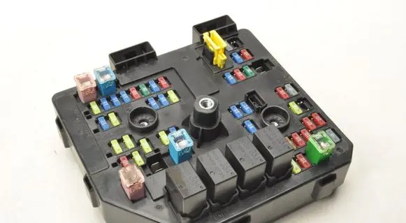 Chevrolet Captiva Fuse box set 95381483