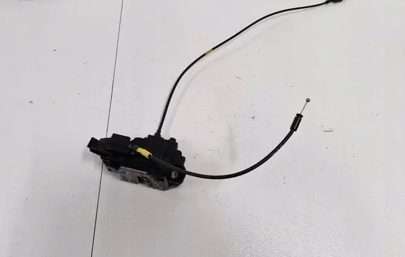 Mercedes-Benz Citan W415 Front door lock 8200497579