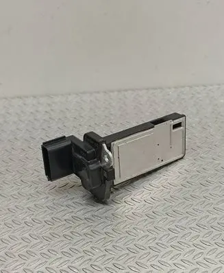 Opel Insignia A Mass air flow meter 23324767 AFH70M123 9207