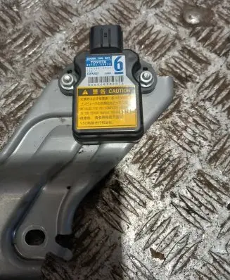 Toyota RAV 4 (XA30) Air suspension control unit module (rear) 8918348030 T90001