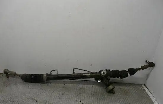 Volkswagen PASSAT B5.5 Steering rack 8D1422072