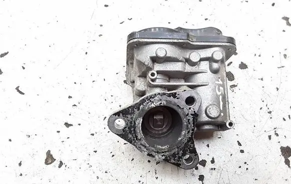 Nissan NV200 EGR valve H8201143495 147104647R