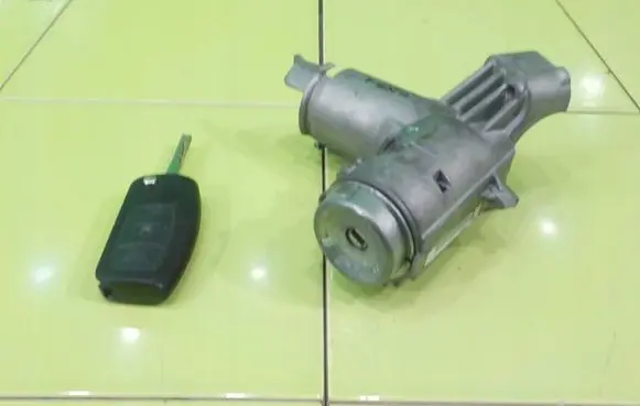 Ford Fiesta Ignition lock 