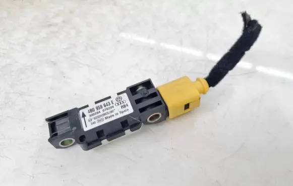 Audi A3 S3 8P Airbag deployment crash/impact sensor 4B0959643E