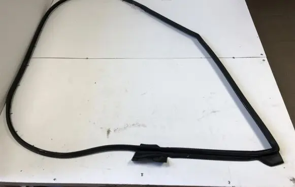 Lexus RX 450H Rubber seal rear door 6787248060 640CT08L2