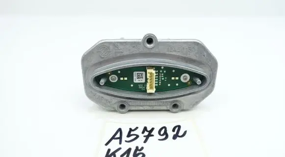 Toyota RAV 4 (XA40) Xenon control unit/module 10450130
