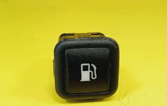 Volkswagen Golf IV Fuel tank opening switch 3B0959833A
