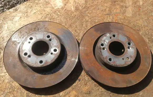 Honda Civic IX Front brake disc