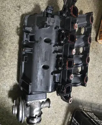 BMW 3 E46 Intake manifold 7787318 7788194