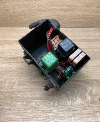 Opel Astra G Fuse box set 90560119