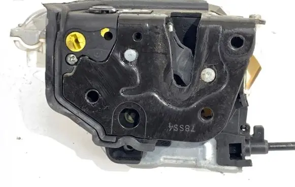 Porsche Panamera (970) Rear door lock 8K0839015