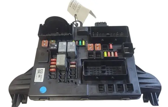 Opel Insignia A Fuse module 13447680 544949969