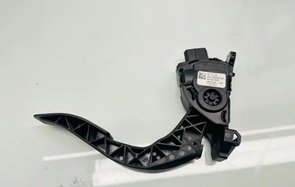 Audi A5 Sportback 8TA Accelerator throttle pedal 8K1721523 6PV00950500 22092009