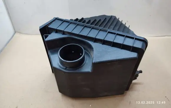 Hyundai Tucson TL Air filter box 28110D3400