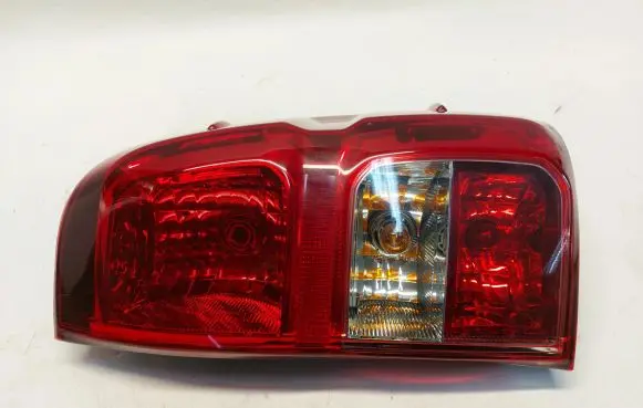 Toyota Hilux (AN120, AN130) Rear/tail lights