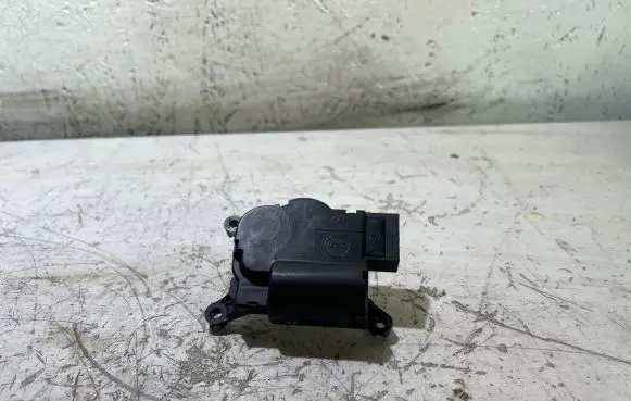 Volkswagen Amarok Air flap motor/actuator 309369409 524114830 231115D05