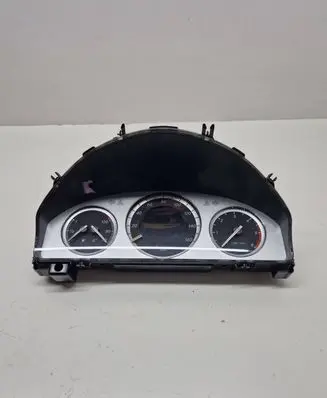 Mercedes-Benz C W204 Speedometer (instrument cluster) A2045404948 A2044422221