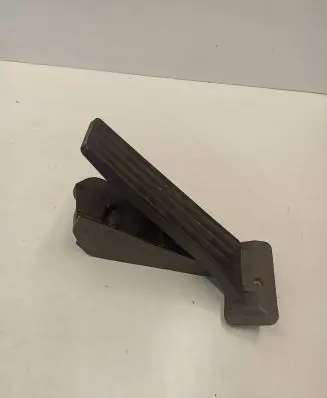 BMW 6 F06 Gran coupe Accelerator throttle pedal 6859999