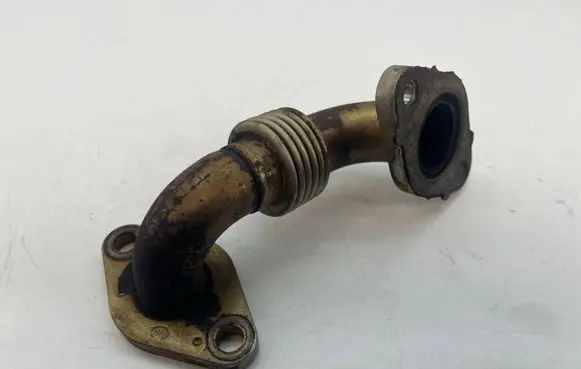 Volkswagen PASSAT B6 EGR valve line/pipe/hose 03G131521T