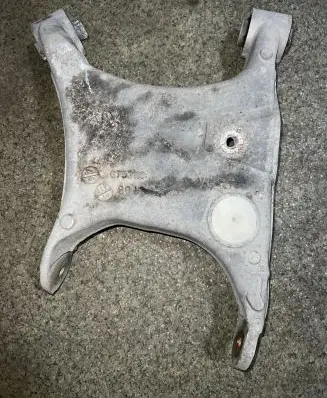BMW 7 E65 E66 Rear upper control arm/wishbone 6753110