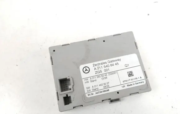 Mercedes-Benz CLS C219 Gateway control module A2115408445 A2115408245 A2114420027
