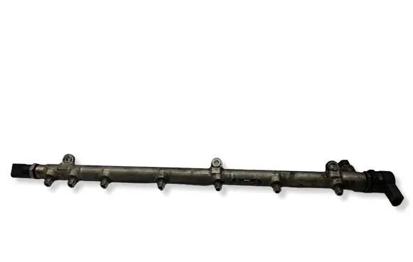 Mercedes-Benz E W211 Fuel main line pipe A6130700195 0445216007 A6110780449