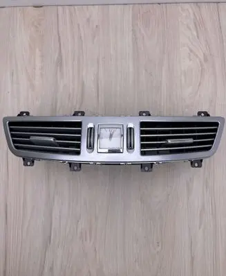 Mercedes-Benz S W221 Dash center air vent grill A2218300954 05569000