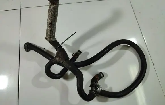 Renault Espace - Grand espace IV Engine coolant pipe/hose