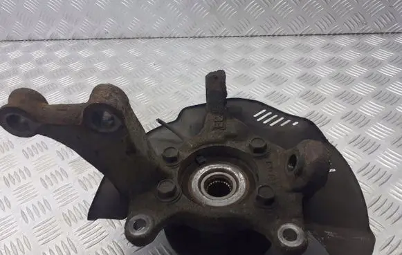 Toyota Corolla E140 E150 Front wheel hub spindle knuckle