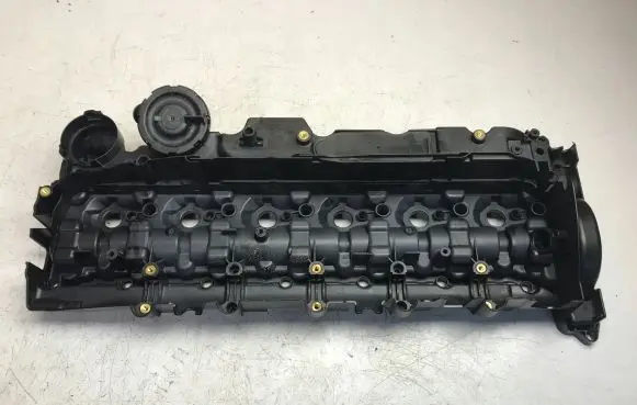 BMW 5 F10 F11 Rocker cam cover 15265812