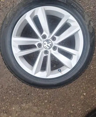 Volkswagen PASSAT B9 R17 alloy rim 561601025AA