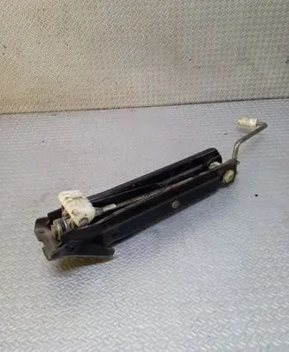 Mercedes-Benz C AMG W203 Lift Jack A2035830715