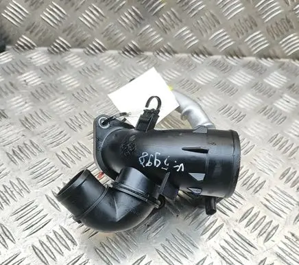 Renault Trafic III (X82) Engine coolant pipe/hose 1432409S02 210477021R