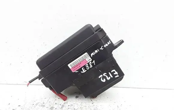 Mini Cooper Countryman R60 Fuse module 921337202