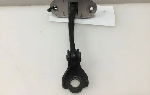 Nissan Note (E11) Rear door check strap stopper 