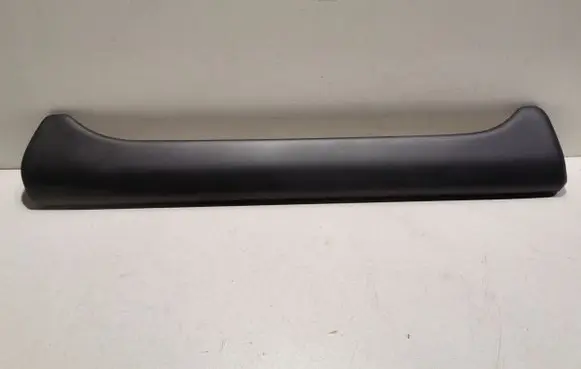 Land Rover Defender Other front door trim element L8B223901