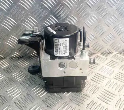 Volvo XC60 ABS Pump 10062238031 P31423348