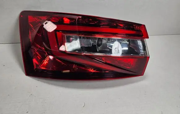 Skoda Superb B8 (3V) Rear/tail lights 3V9945207SK