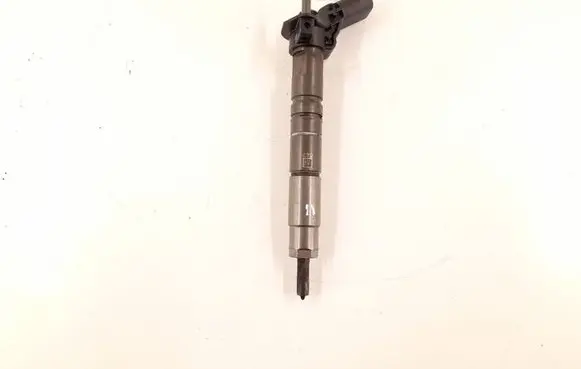 Mercedes-Benz C W204 Fuel injector 6420701187 A6420701187