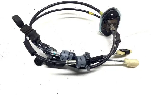 Hyundai ix35 Gear shift cable linkage 2Y3000017