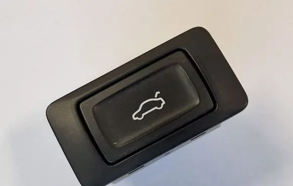 Audi A6 S6 C7 4G Tailgate/trunk/boot open switch 4G0959831A