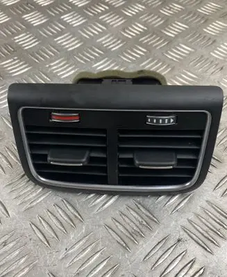 Audi Q5 SQ5 Rear air vent grill 8K0819203