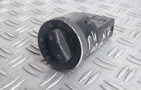 Audi A4 S4 B6 8E 8H Light switch 8E0941531 K21120