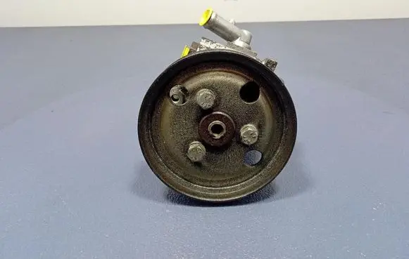 Fiat Linea Power steering pump 51852320
